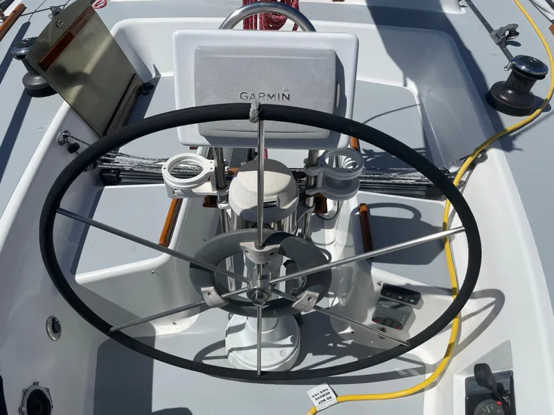 1986 J Boats J/35