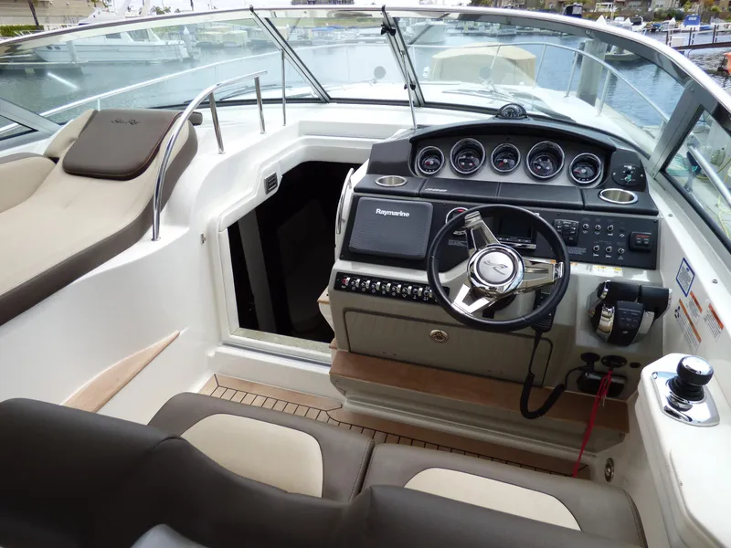 2015 Sea Ray Sundancer 350