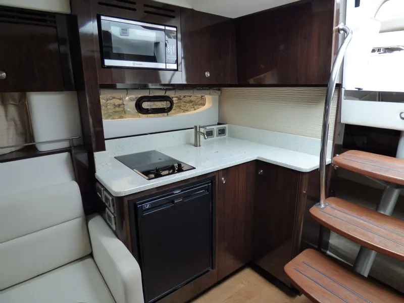 2015 Sea Ray Sundancer 350