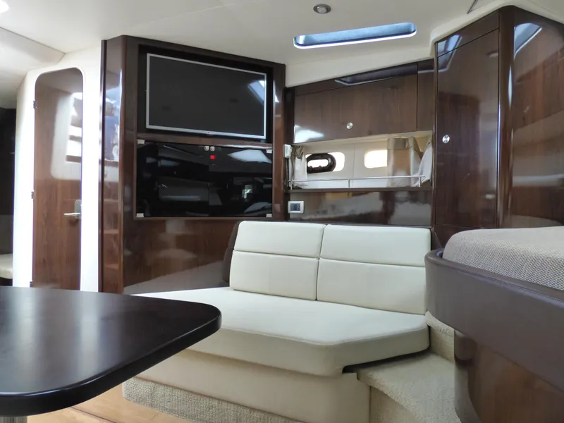 2015 Sea Ray Sundancer 350