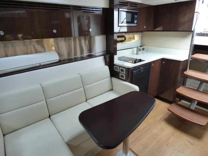 2015 Sea Ray Sundancer 350