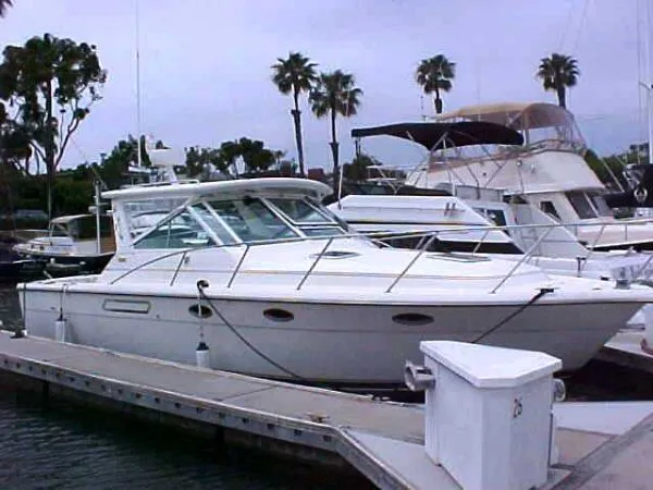 1993 Tiara Yachts Open Hard Top