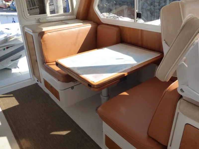 Convertible dinette