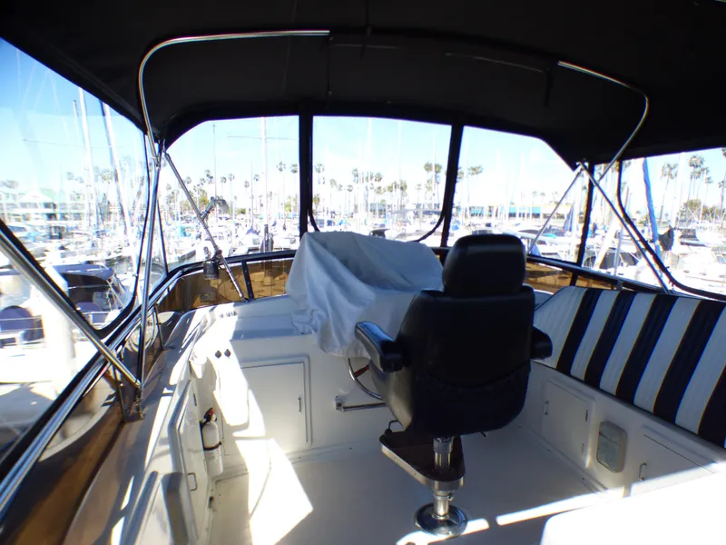 1984 Marine Trader 40 LaBelle by Bestway