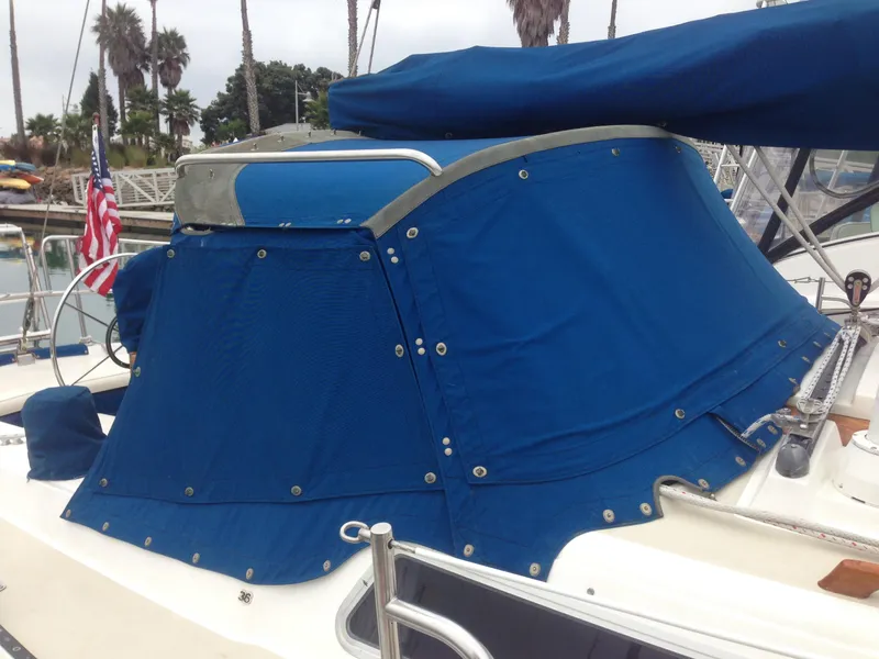 1985 Catalina 36