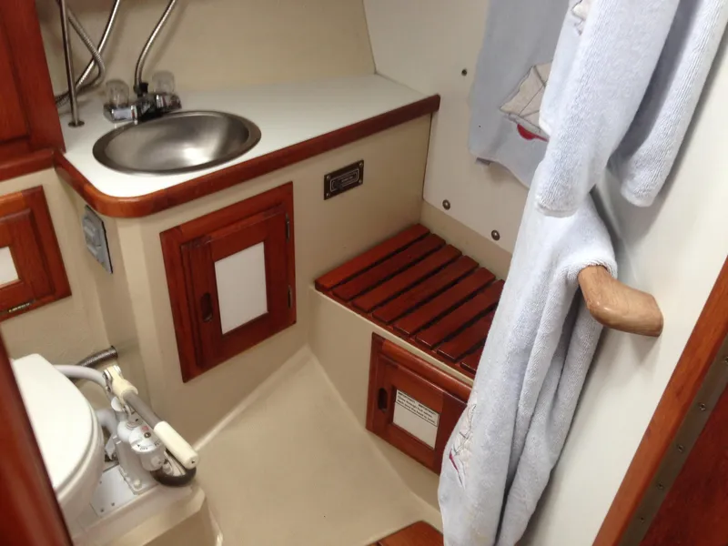 1985 Catalina 36