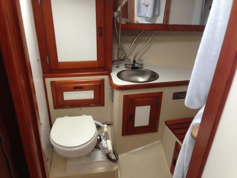 1985 Catalina 36