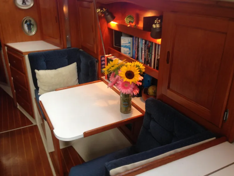 1985 Catalina 36