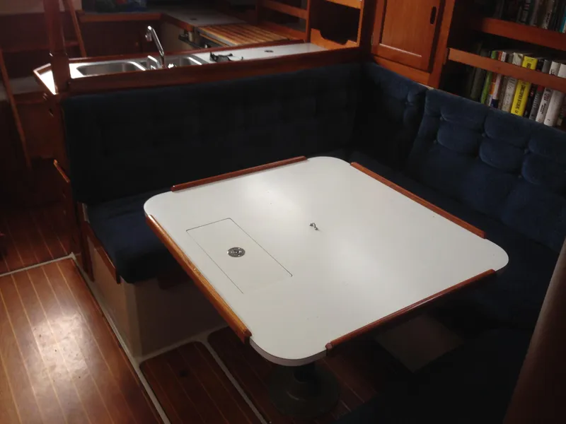 1985 Catalina 36