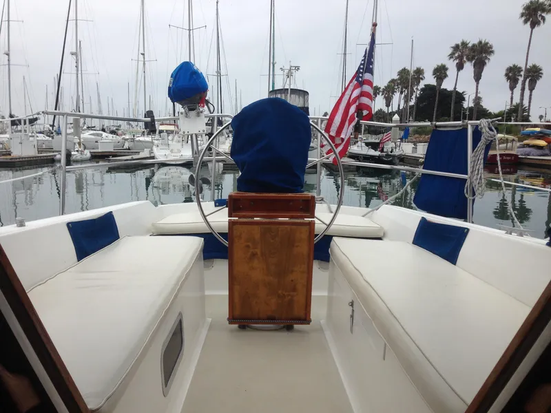 1985 Catalina 36