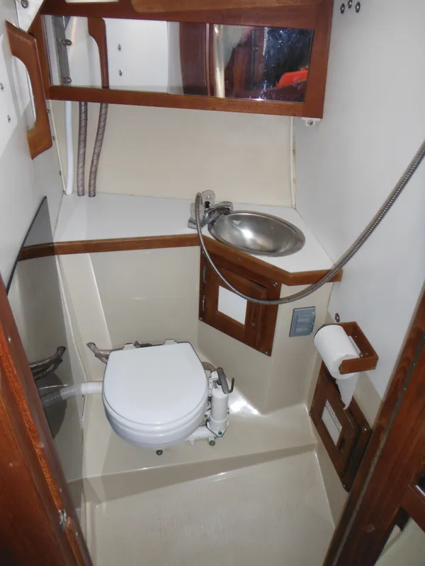 1985 Catalina 30