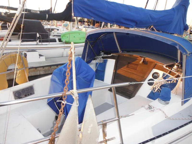 1985 Catalina 30