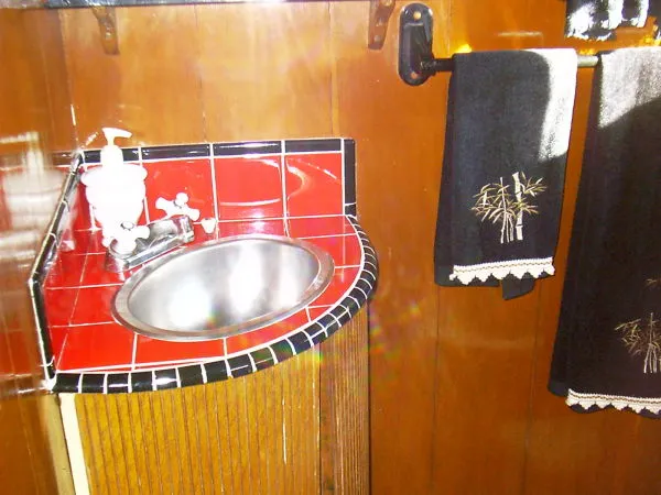 Sink in Head