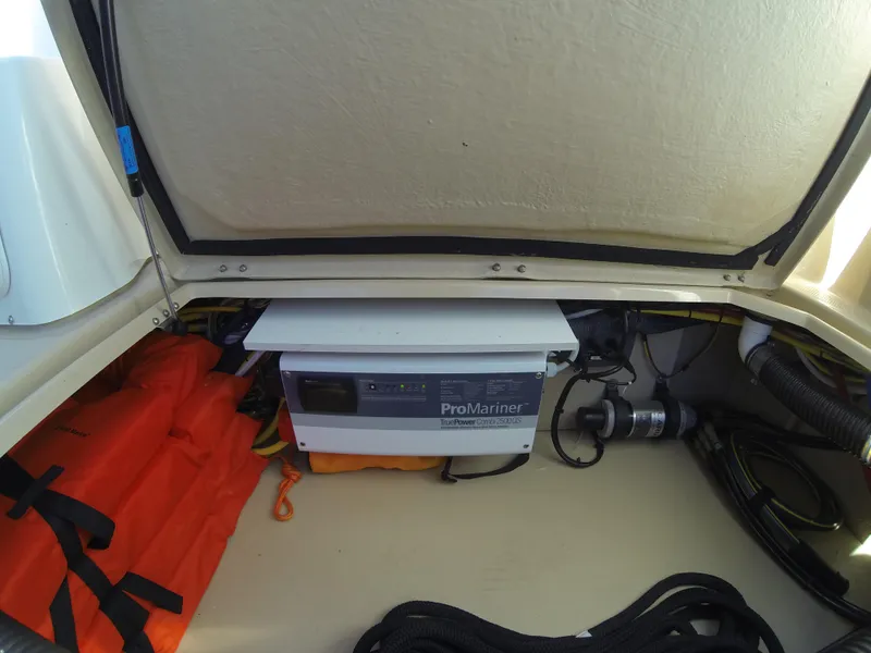 Inverter/Charger
