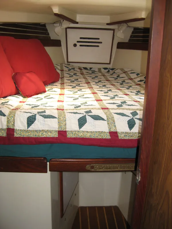 1979 Pearson Ketch
