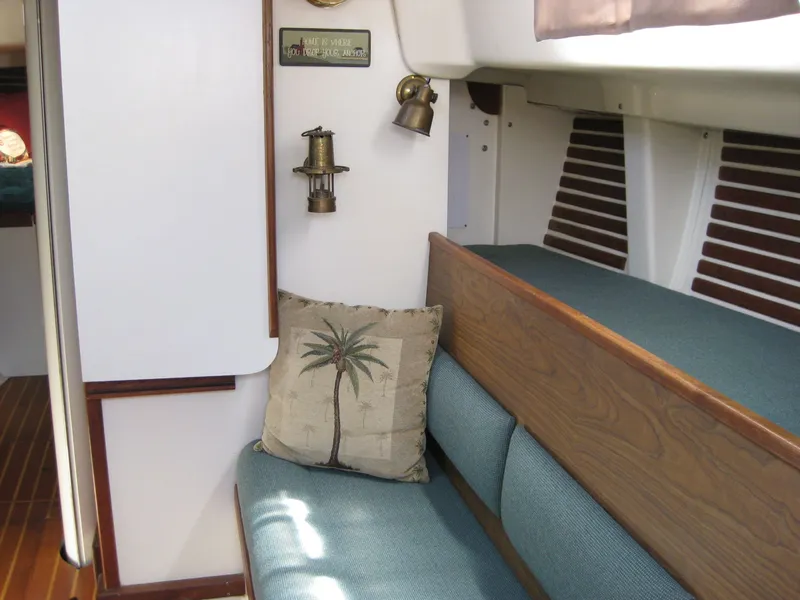 1979 Pearson Ketch