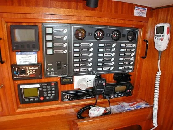 2000 Dufour classic