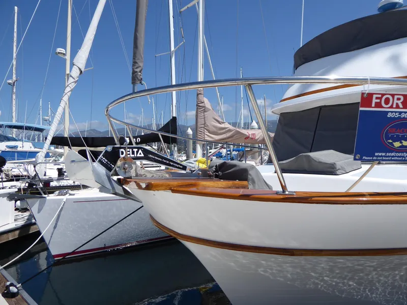 Bow anchor