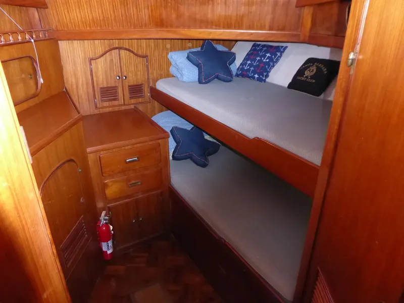 Forward cabin 2