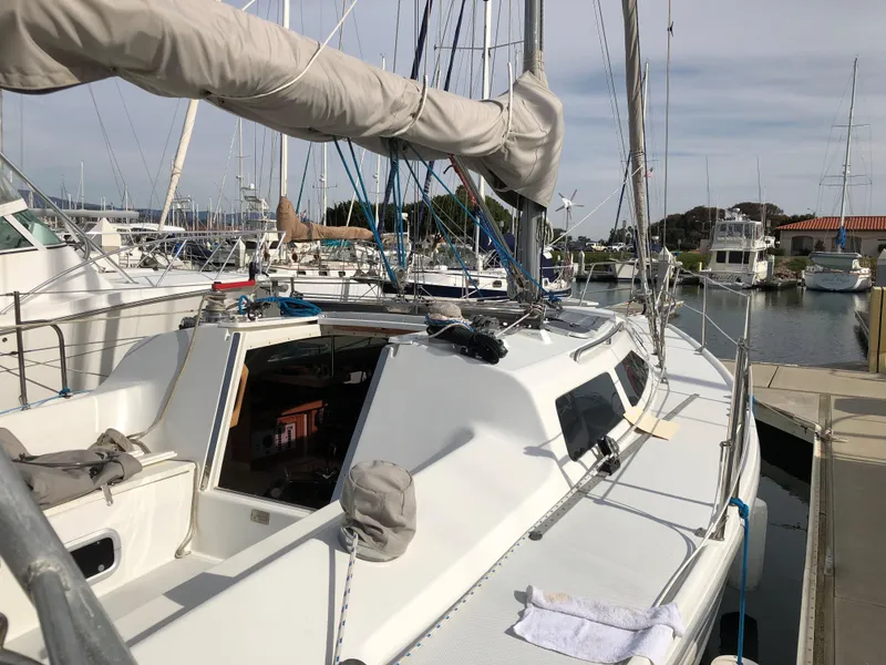 1999 Catalina 320