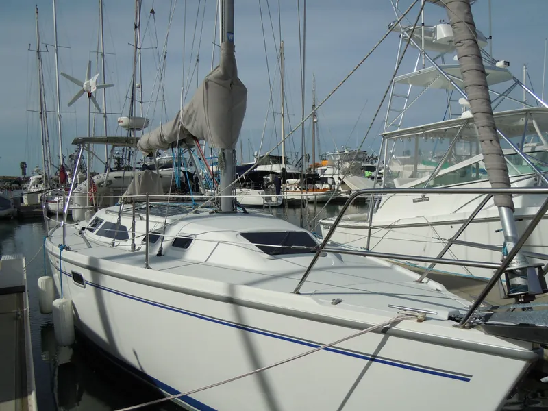 1999 Catalina 320