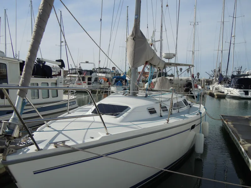 1999 Catalina 320