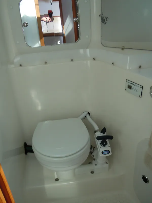 1999 Catalina 320