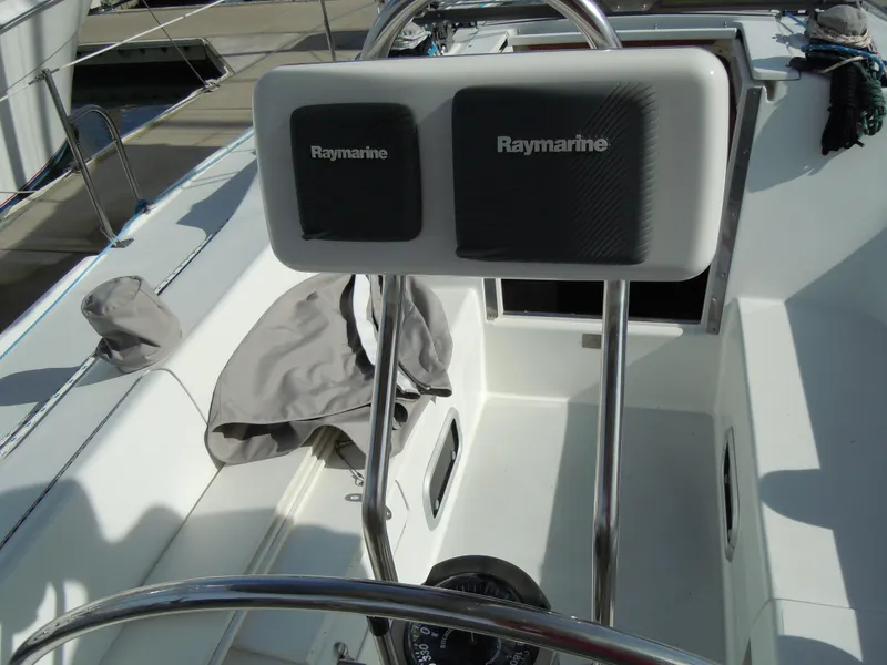 1999 Catalina 320