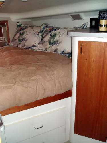 owner's cabin starboard view