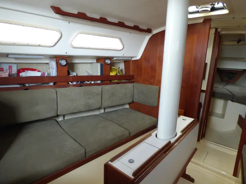 1979 O'Day 37 Center Cockpit