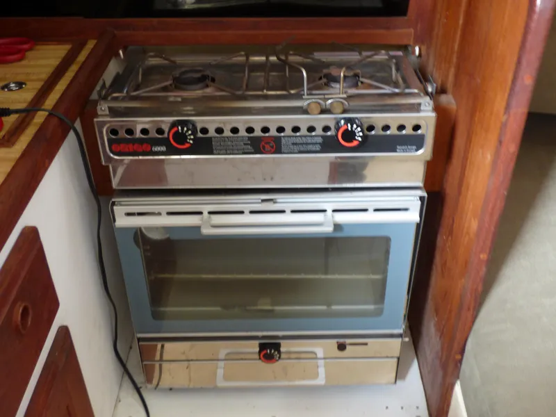 1979 O'Day 37 Center Cockpit