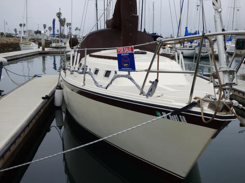 1979 O'Day 37 Center Cockpit
