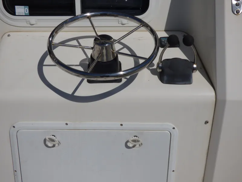 2002 Sea Sport Pacific 3200