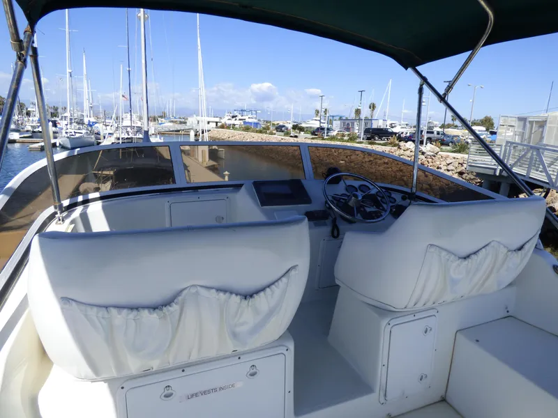 2002 Sea Sport Pacific 3200