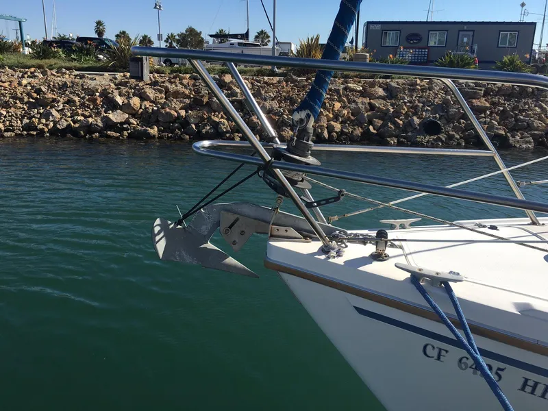 1985 Catalina 30