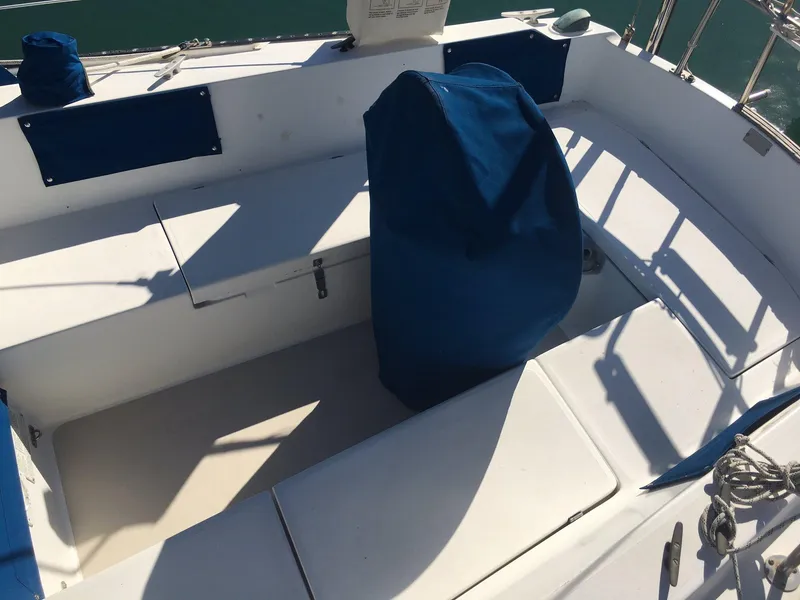 1985 Catalina 30