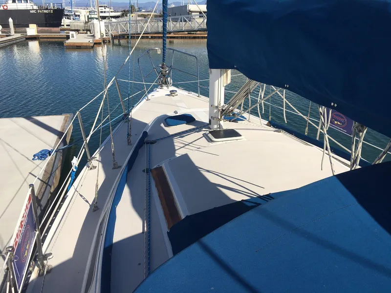 1985 Catalina 30