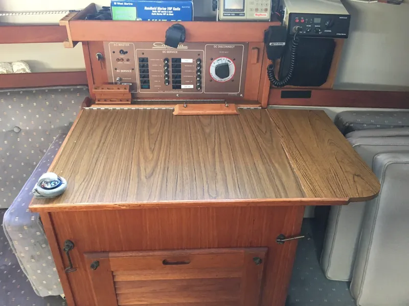 1985 Catalina 30