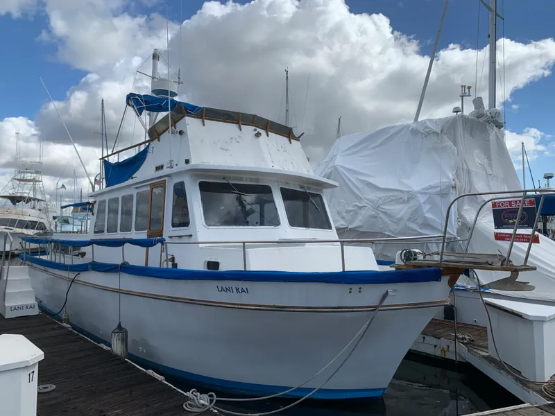 1977 Californian Trawler LRC 42ft. Aft Cabin
