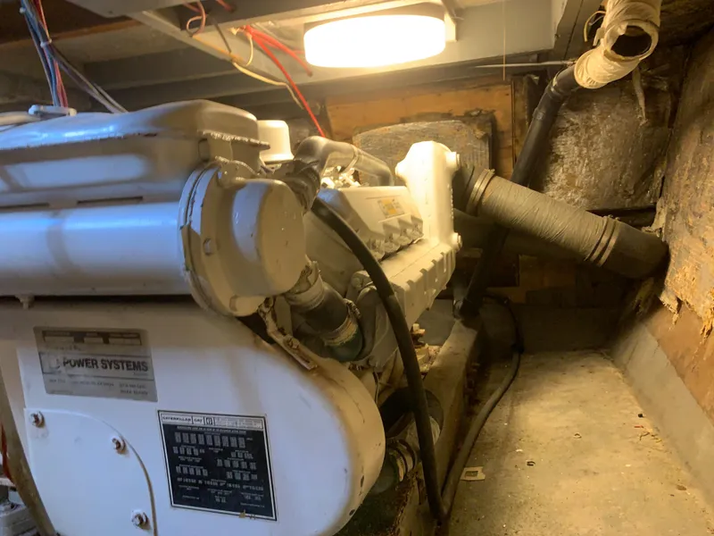 1977 Californian Trawler LRC 42ft. Aft Cabin