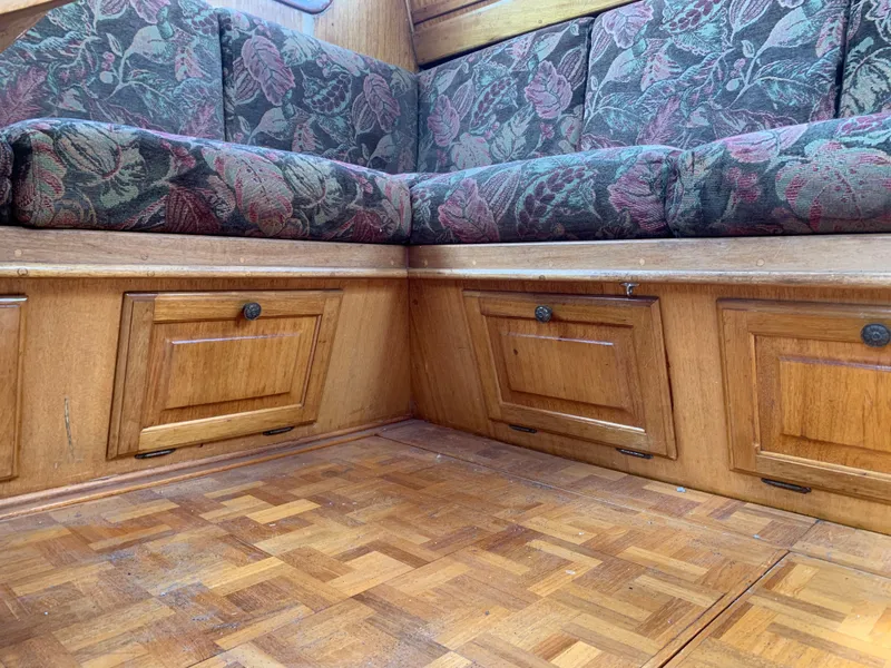 1977 Californian Trawler LRC 42ft. Aft Cabin