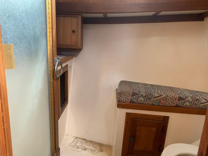 1977 Californian Trawler LRC 42ft. Aft Cabin