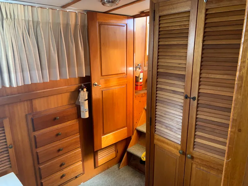 1977 Californian Trawler LRC 42ft. Aft Cabin