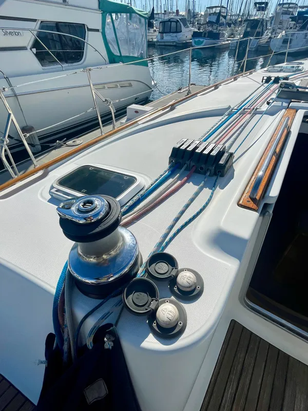 2003 Jeanneau Sun Odyssey 43