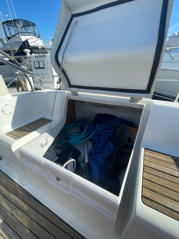 2003 Jeanneau Sun Odyssey 43