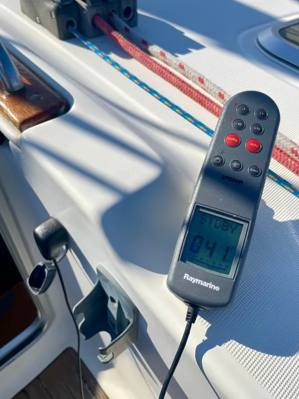 2003 Jeanneau Sun Odyssey 43