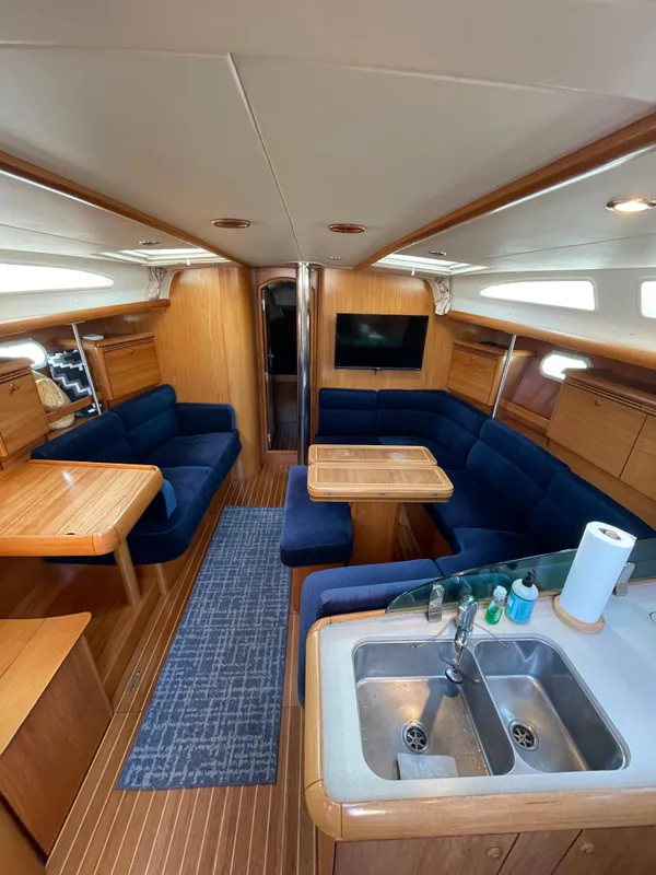 2003 Jeanneau Sun Odyssey 43