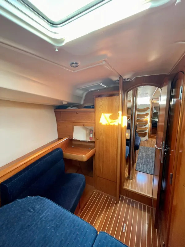 2003 Jeanneau Sun Odyssey 43