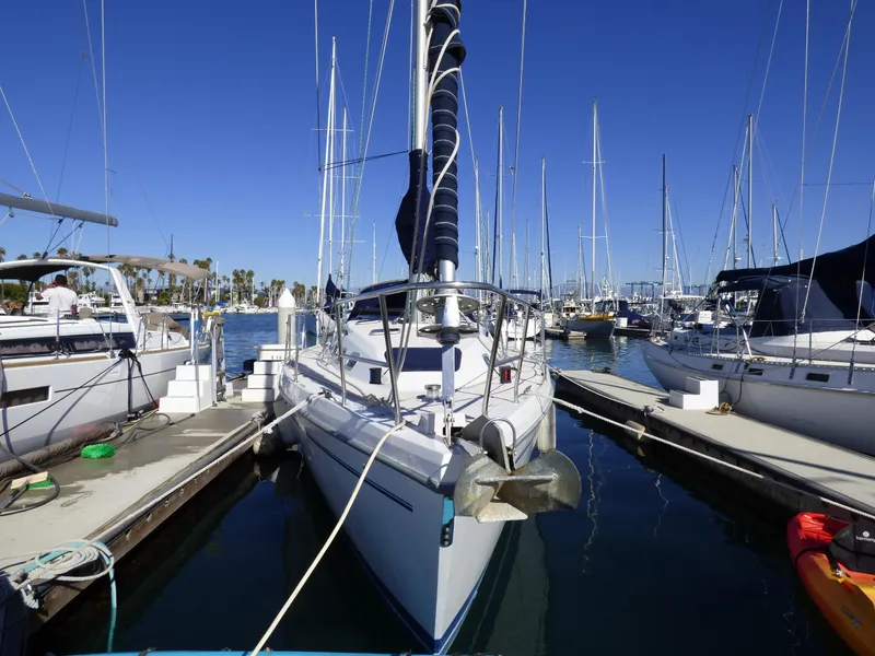 2001 Catalina 380