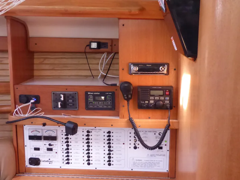 2001 Catalina 380